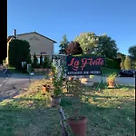 Fonte Dei Tufi 3* سيينا