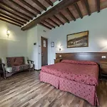 فندق مبيت وإفطار Fonte Dei Tufi سيينا