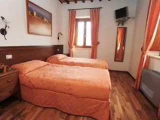 Fonte Dei Tufi Frühstückspension Siena