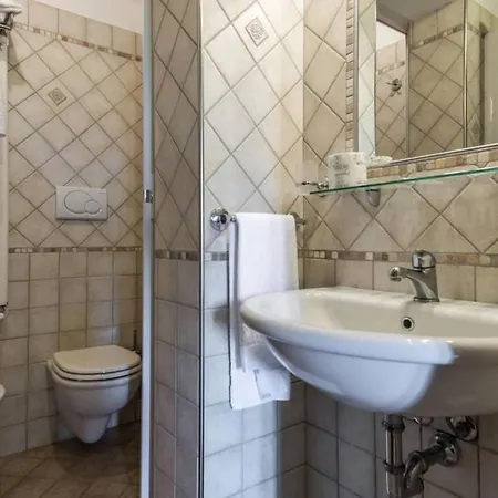 Hotel Fonte Dei Tufi Siena