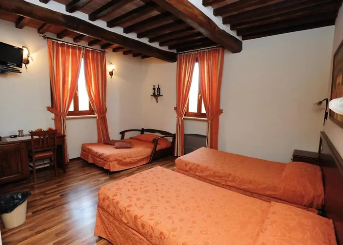 Fonte Dei Tufi 3* Siena