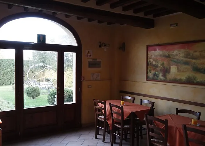 Fonte Dei Tufi 锡耶纳