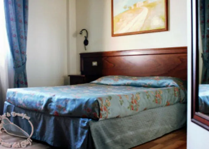 Fonte Dei Tufi 3* Siena