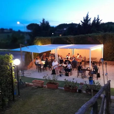 Fonte Dei Tufi سيينا