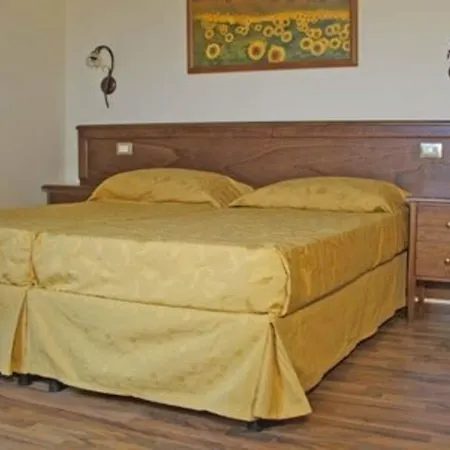 Fonte Dei Tufi سيينا