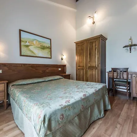 Fonte Dei Tufi Siena