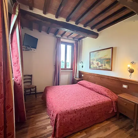 Fonte Dei Tufi 3* Siena