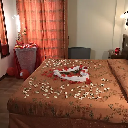 فندق مبيت وإفطار Fonte Dei Tufi 3*