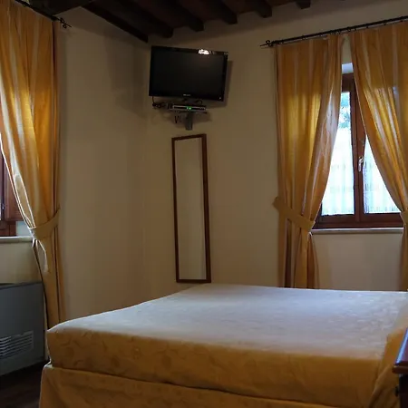 Fonte Dei Tufi