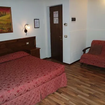 Fonte Dei Tufi Hotell