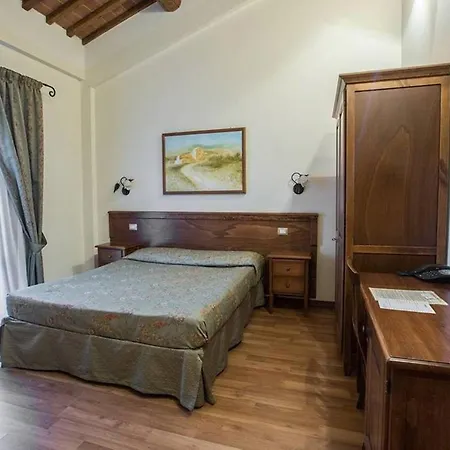 Fonte Dei Tufi فندق سيينا