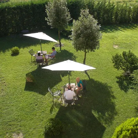 Bed & Breakfast Fonte Dei Tufi