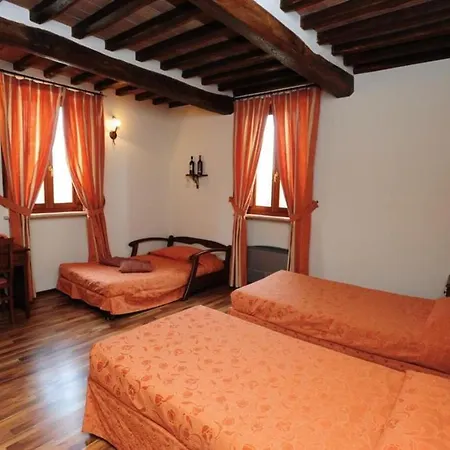 Fonte Dei Tufi 3* Siena
