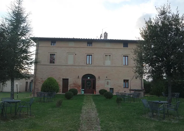 Fonte Dei Tufi Siena